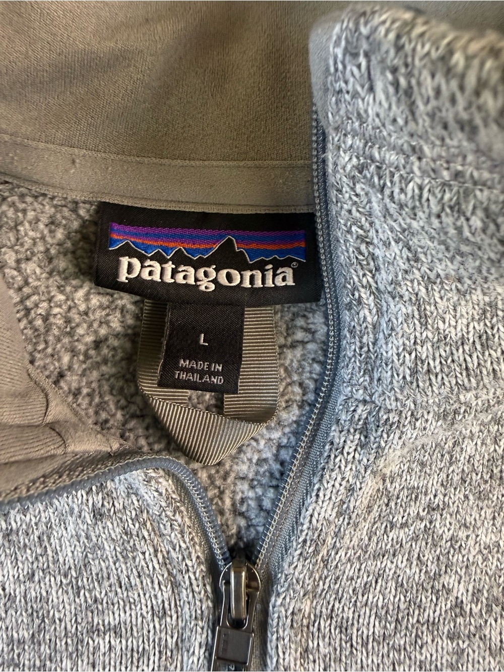 Patagonia Light Gray Women’s Half-Zip Fleece Pullover - Picture 3 of 8